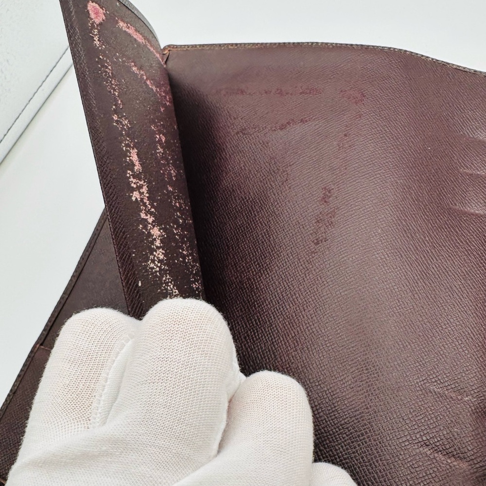 Louis Vuitton Large Taiga Agenda Pm Clutch binder - Picture 13 of 15